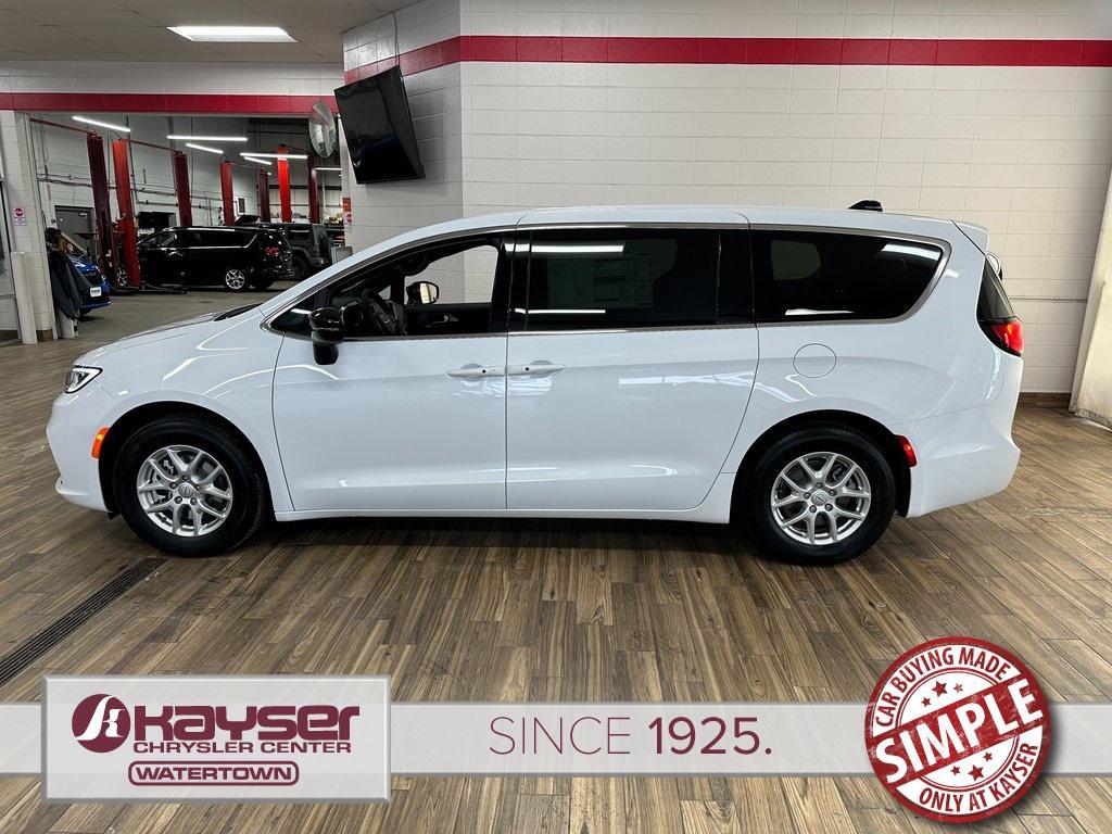 new 2026 Chrysler Pacifica car, priced at $40,073