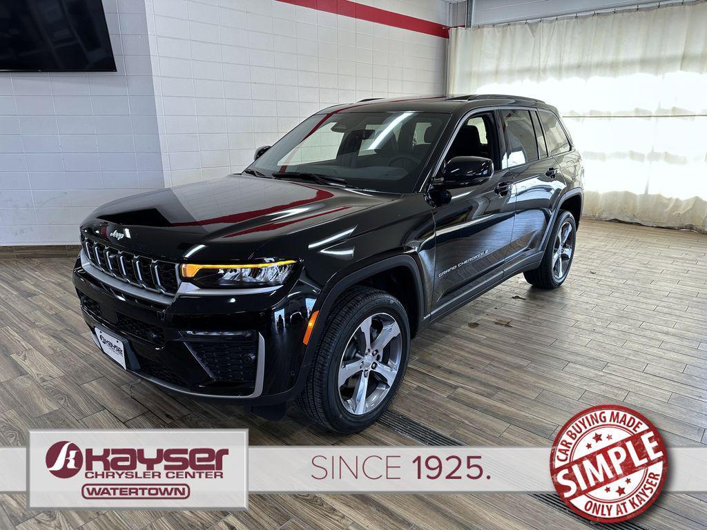 new 2026 Jeep Grand Cherokee car, priced at $47,798