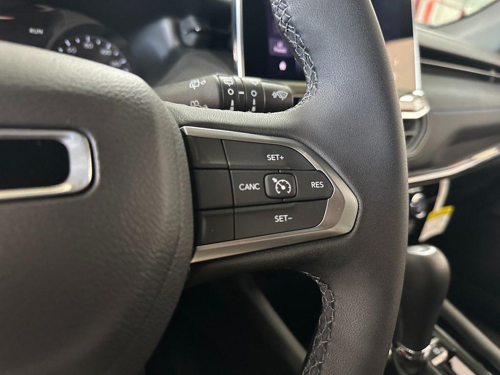 new 2026 Jeep Compass car, priced at $32,165