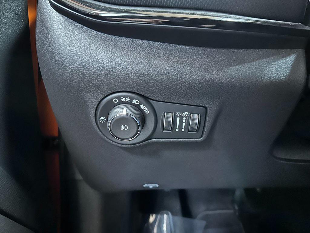 new 2026 Jeep Compass car, priced at $31,500