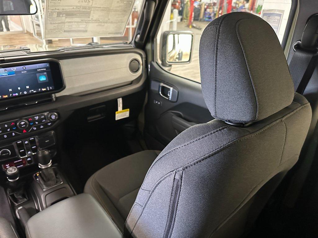 new 2026 Jeep Wrangler car, priced at $51,920