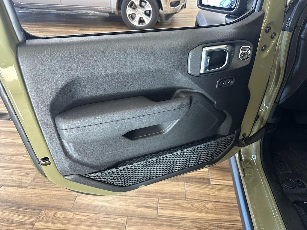 new 2026 Jeep Wrangler car, priced at $51,920