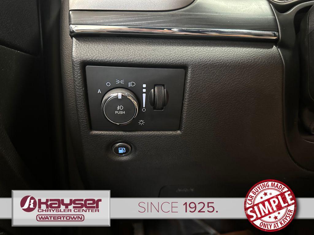 used 2019 Jeep Grand Cherokee car, priced at $21,469