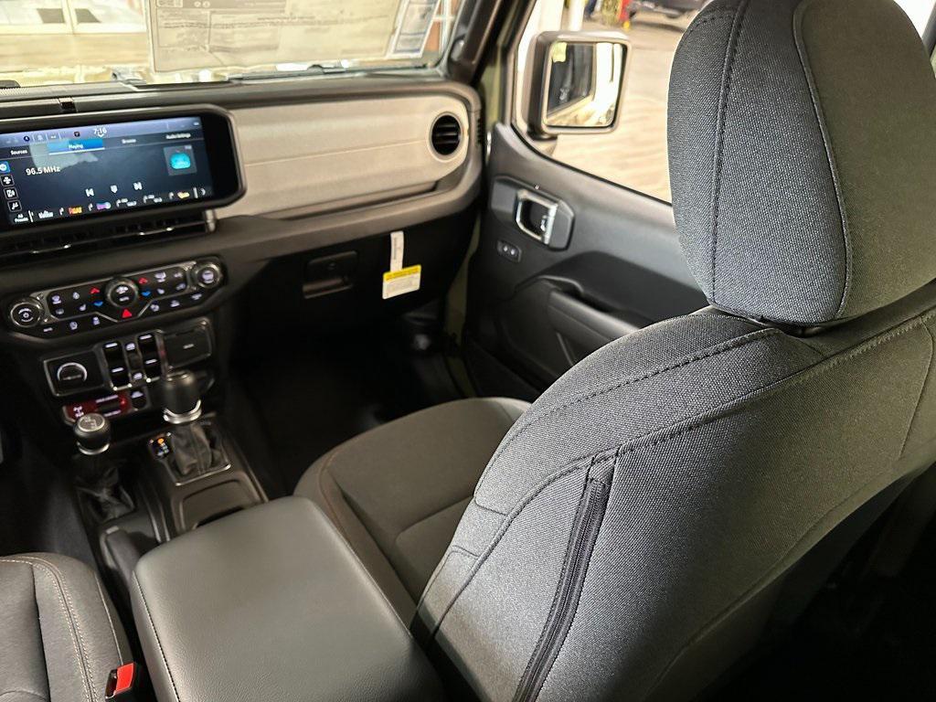 new 2026 Jeep Wrangler car, priced at $52,660