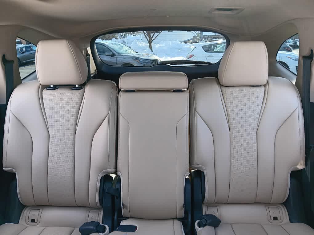 used 2023 Acura MDX car, priced at $34,995