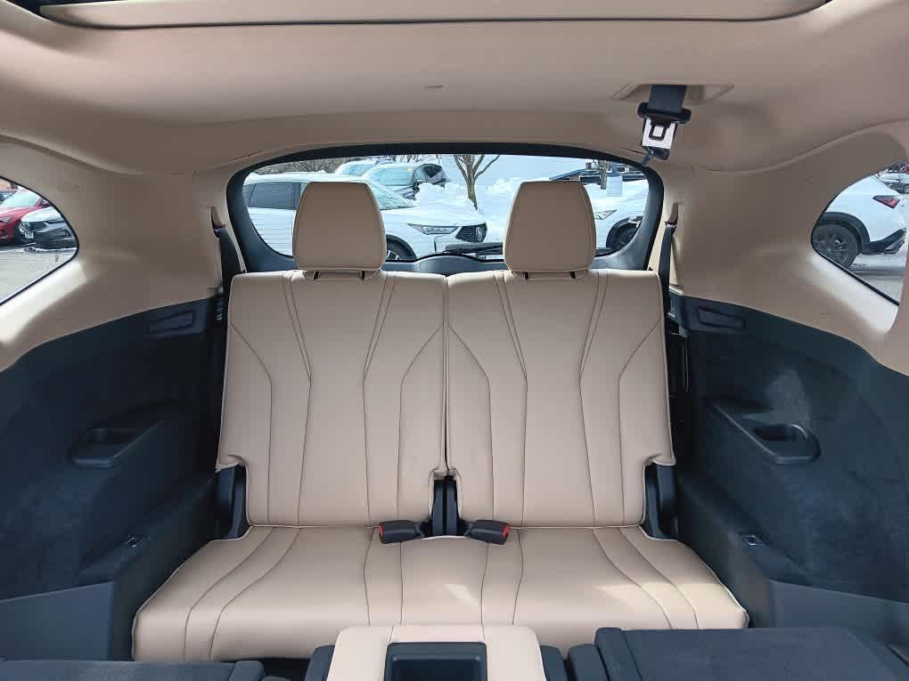 used 2023 Acura MDX car, priced at $37,995