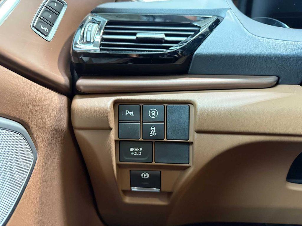 new 2026 Acura RDX car, priced at $49,650