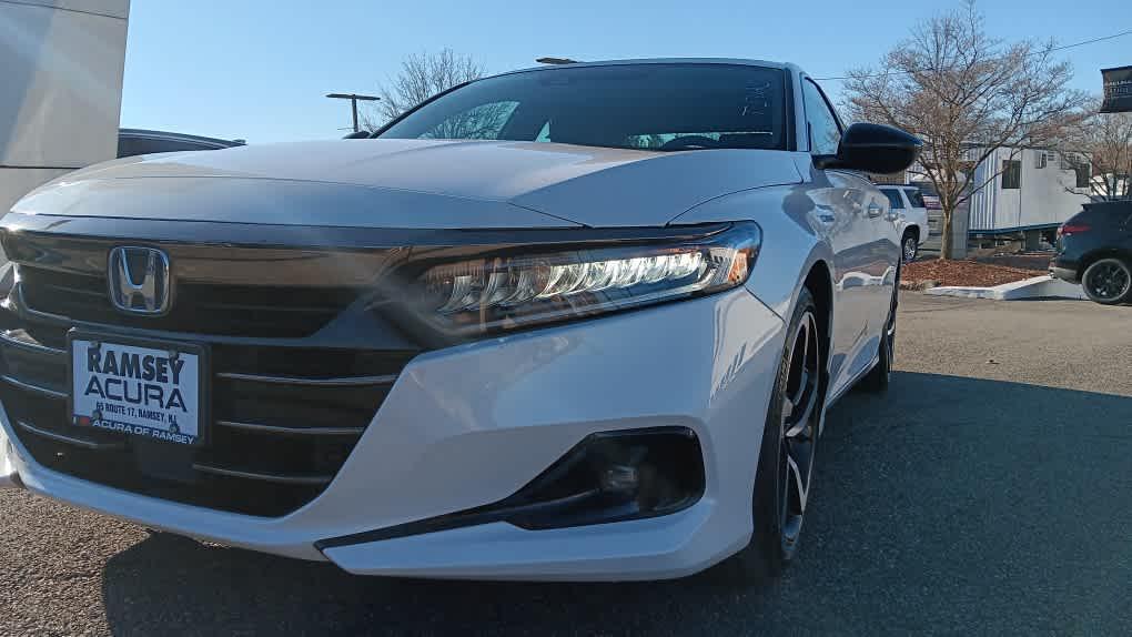 used 2022 Honda Accord Hybrid car, priced at $25,495