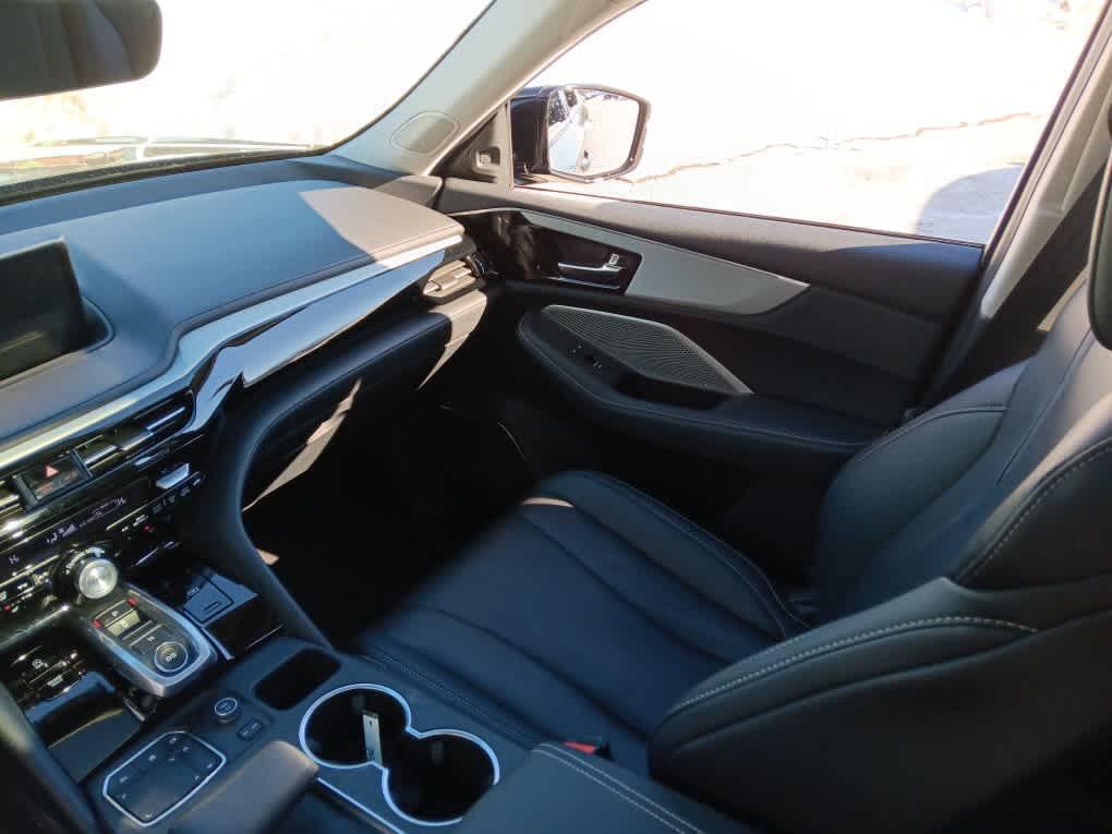 used 2023 Acura MDX car, priced at $38,995