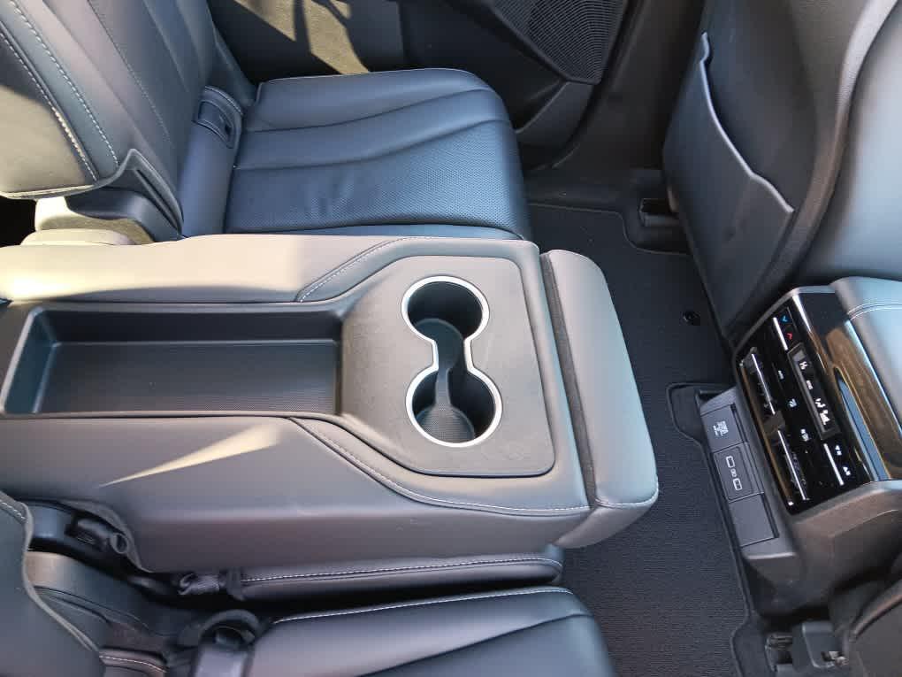 used 2023 Acura MDX car, priced at $38,995