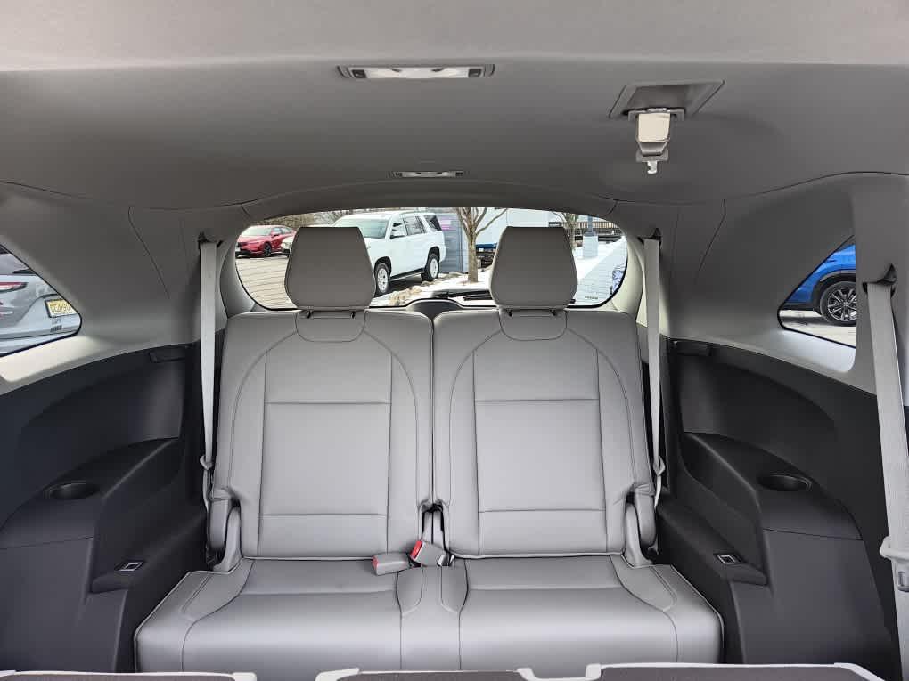 used 2017 Acura MDX car, priced at $16,995