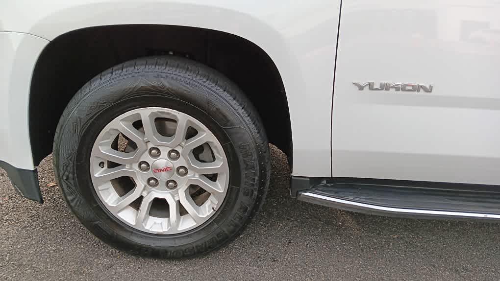 used 2019 GMC Yukon car, priced at $26,395
