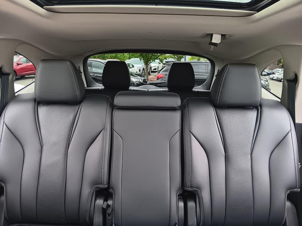used 2023 Acura MDX car, priced at $40,795