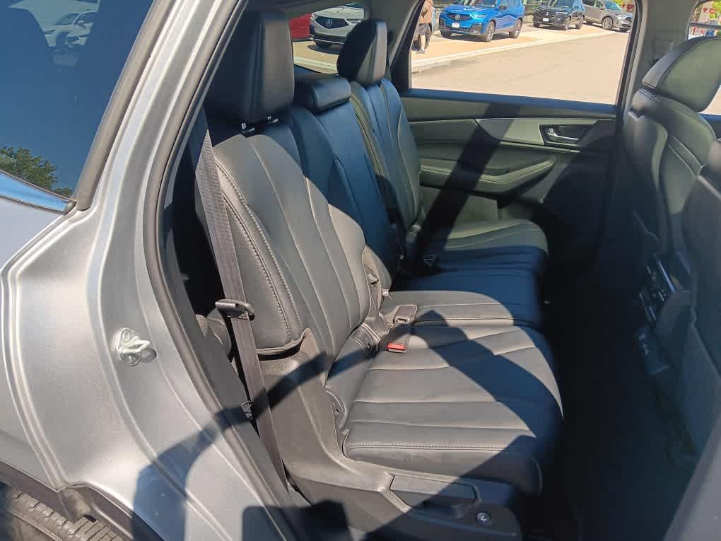 used 2023 Acura MDX car, priced at $34,294