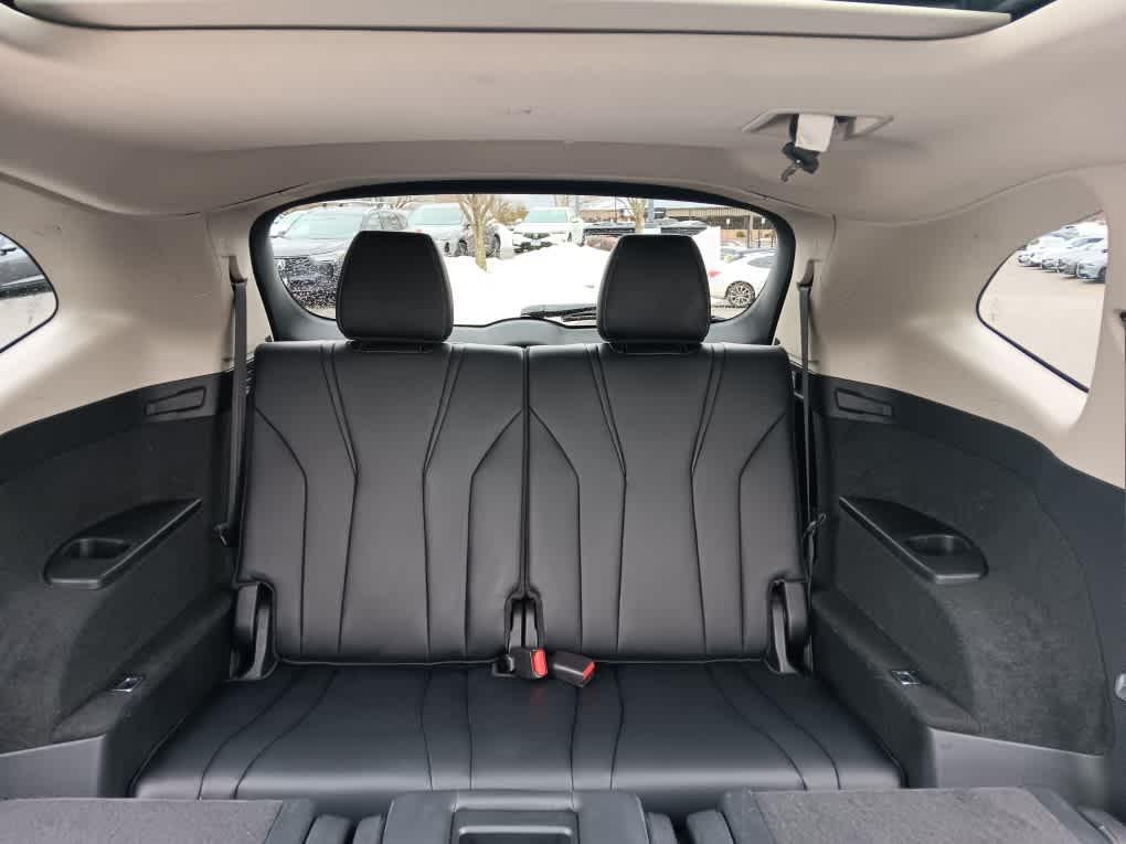 used 2023 Acura MDX car, priced at $37,495