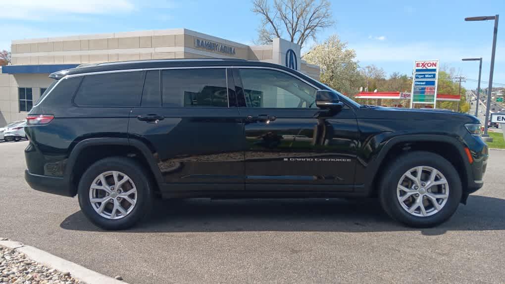used 2022 Jeep Grand Cherokee L car, priced at $25,995