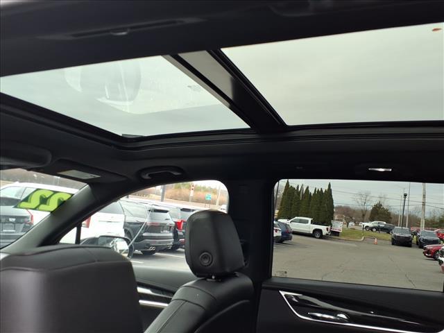 used 2022 Cadillac XT6 car, priced at $31,995