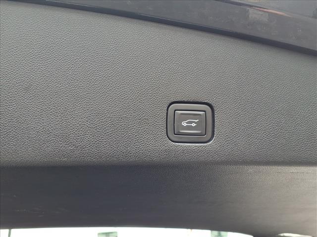 used 2022 Cadillac XT6 car, priced at $31,995