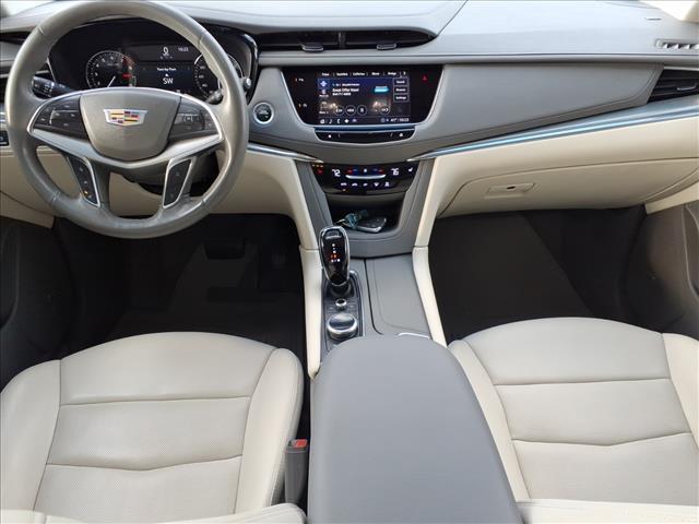 used 2022 Cadillac XT5 car, priced at $34,995