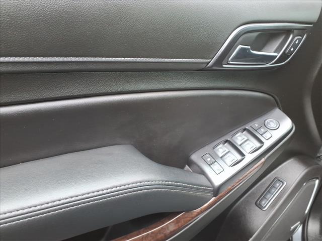 used 2020 GMC Yukon XL car, priced at $35,995