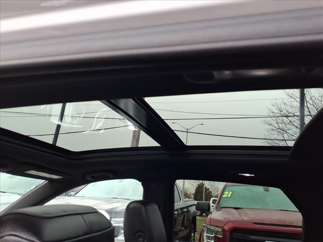 used 2023 Cadillac XT5 car, priced at $36,995