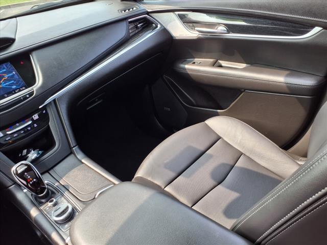 used 2022 Cadillac XT5 car, priced at $36,995