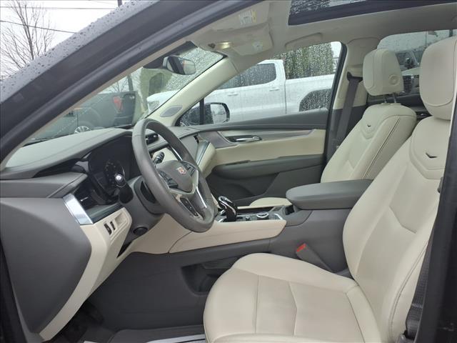 used 2024 Cadillac XT5 car, priced at $34,995