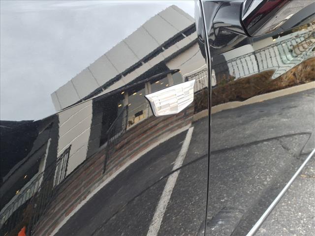 used 2024 Cadillac XT5 car, priced at $39,995