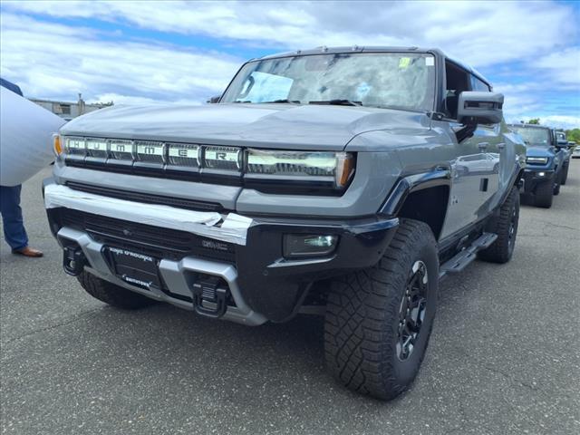 new 2025 GMC HUMMER EV Pickup car, priced at $118,560