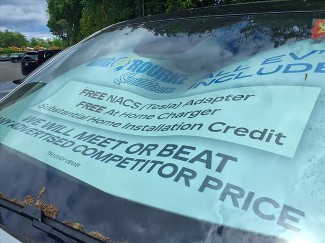 new 2025 Cadillac Escalade IQ car, priced at $150,914