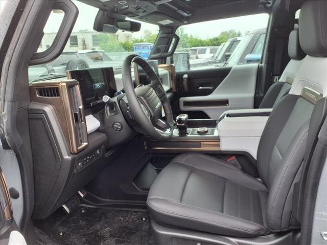 new 2025 GMC HUMMER EV Pickup car, priced at $118,660