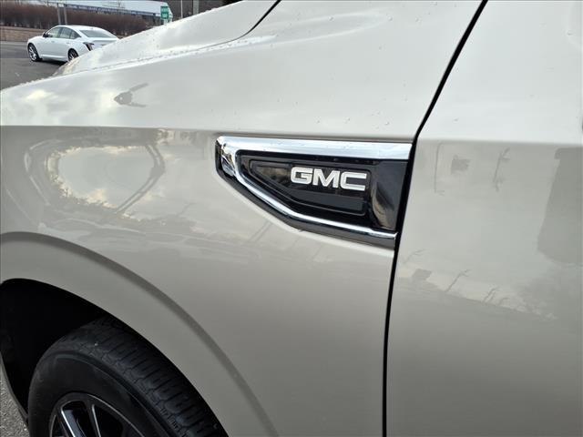 used 2023 GMC Yukon XL car, priced at $61,995