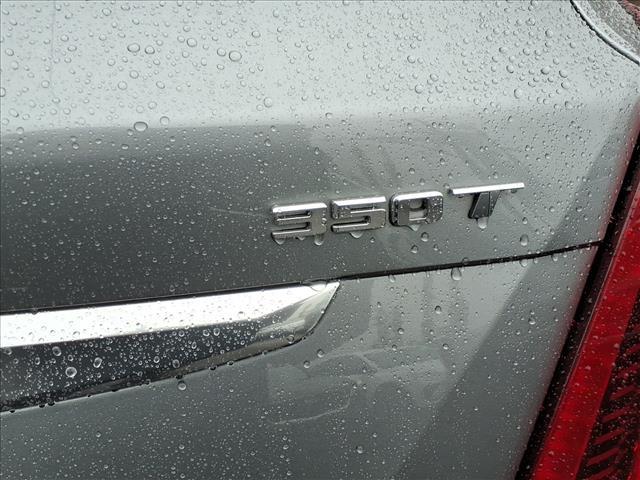 used 2024 Cadillac XT5 car, priced at $39,995