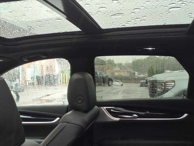 used 2024 Cadillac XT5 car, priced at $39,995