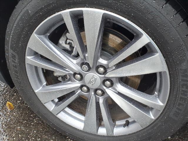 used 2024 Cadillac XT5 car, priced at $39,995