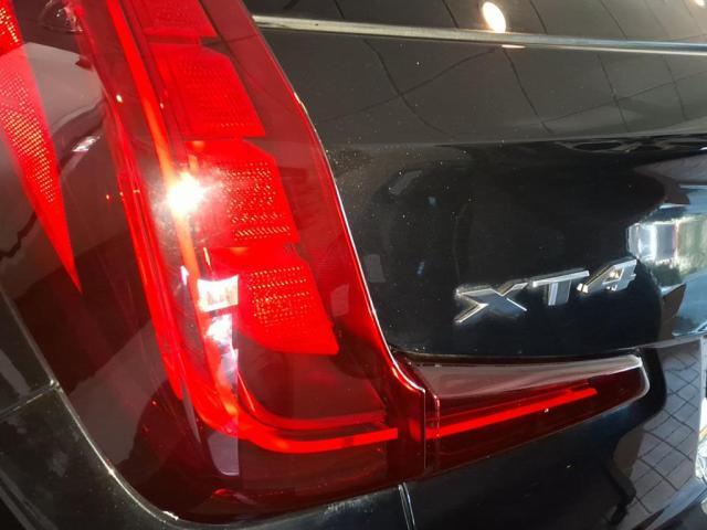 used 2022 Cadillac XT4 car, priced at $31,955