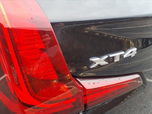 used 2022 Cadillac XT4 car, priced at $28,995