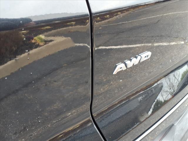 used 2022 Cadillac XT4 car, priced at $28,995