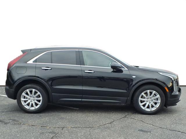 used 2022 Cadillac XT4 car, priced at $28,995