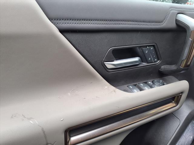 new 2025 GMC HUMMER EV Pickup car, priced at $107,790