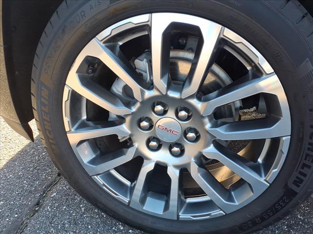 used 2023 GMC Acadia car, priced at $38,995
