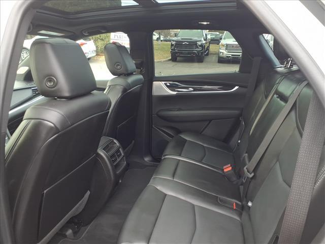 used 2023 Cadillac XT5 car, priced at $36,995