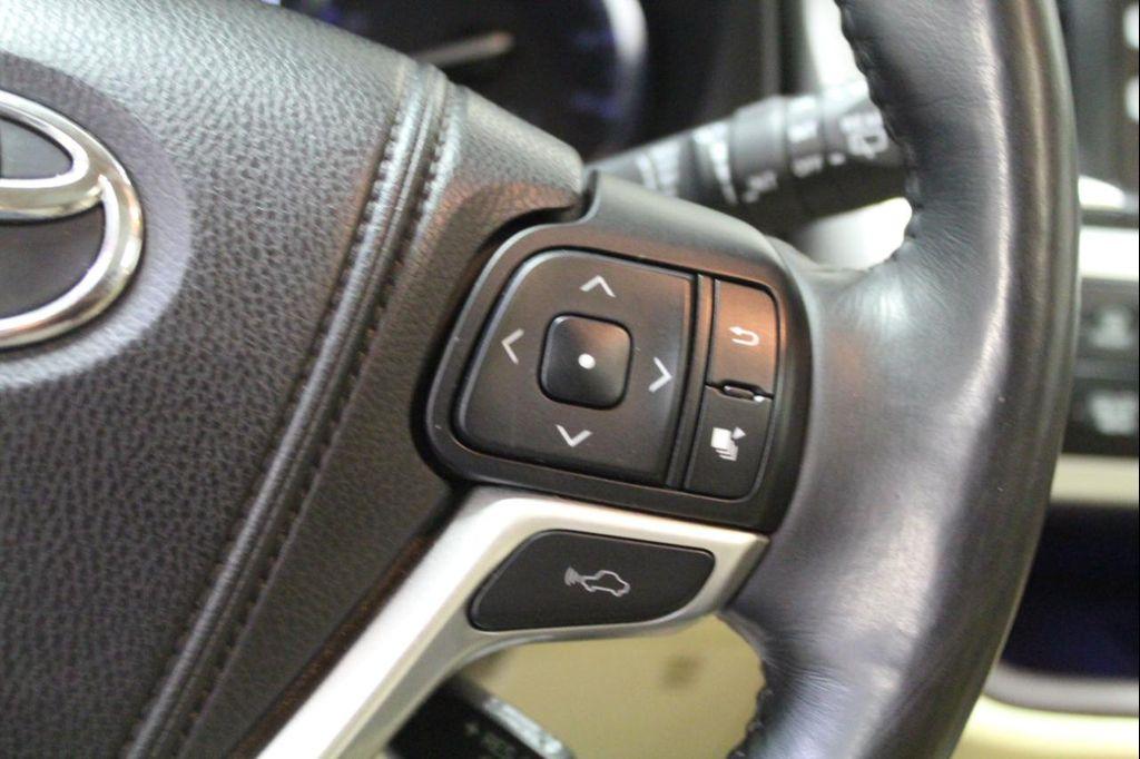 used 2014 Toyota Highlander Hybrid car, priced at $18,995