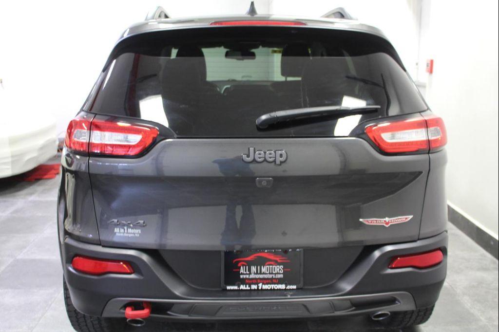 used 2016 Jeep Cherokee car, priced at $12,995