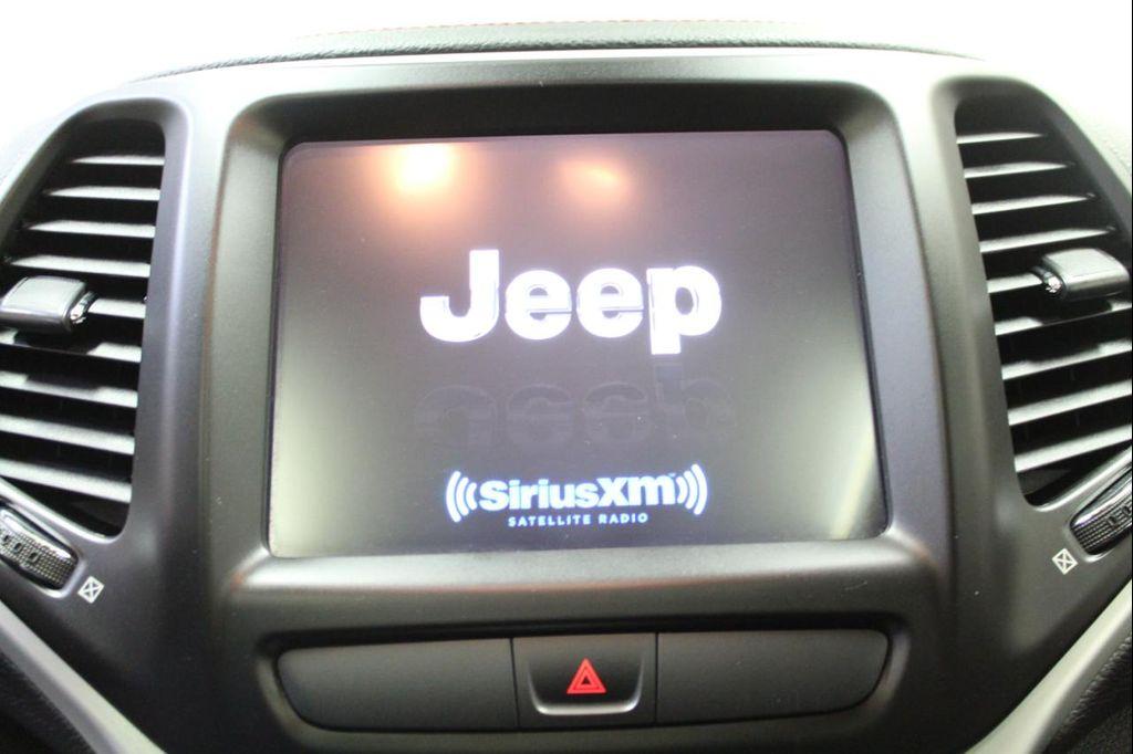 used 2016 Jeep Cherokee car, priced at $12,995