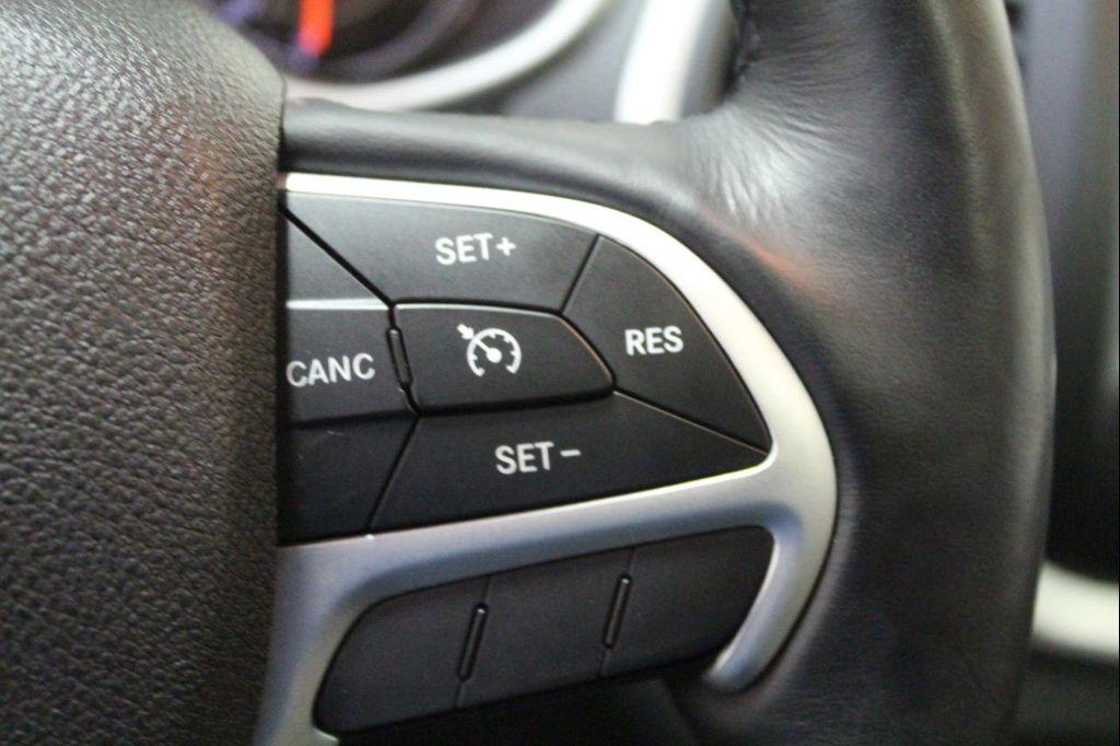 used 2016 Jeep Cherokee car, priced at $12,995