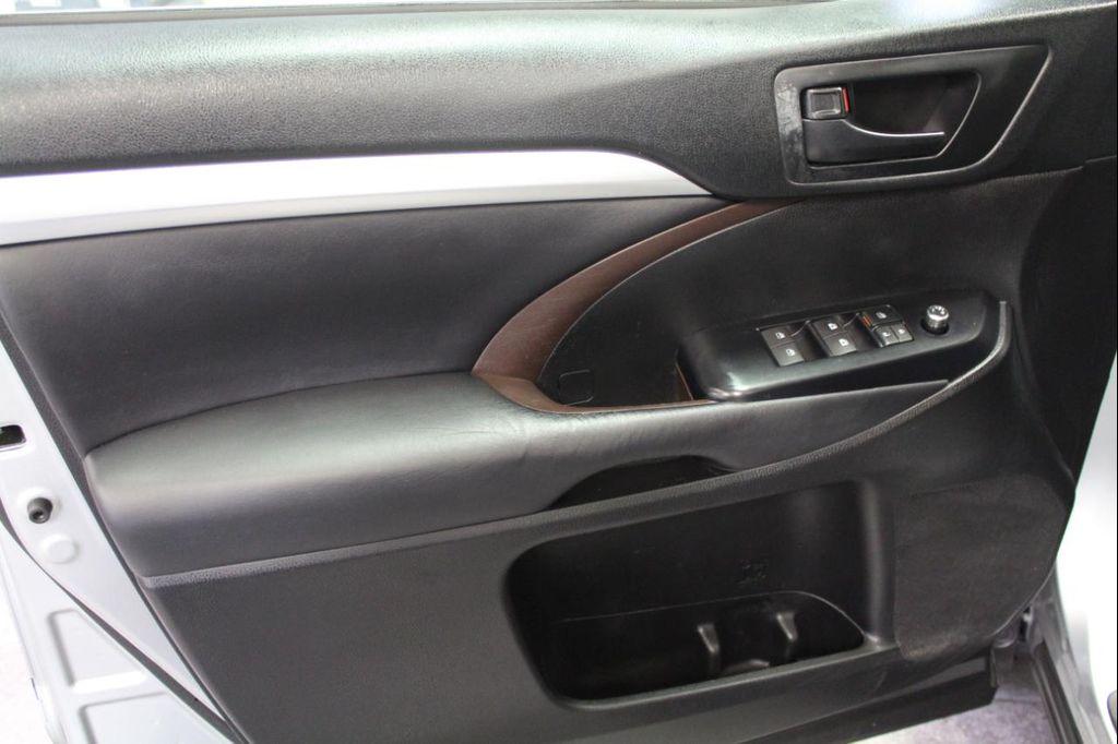 used 2019 Toyota Highlander car, priced at $16,995