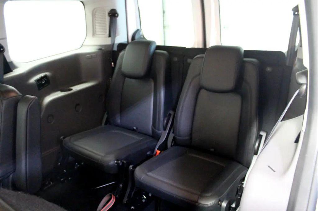 used 2022 Ford Transit Connect car, priced at $30,995