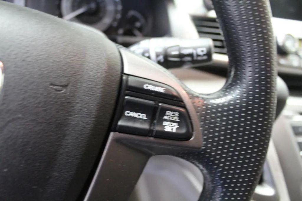 used 2015 Honda Odyssey car, priced at $10,995