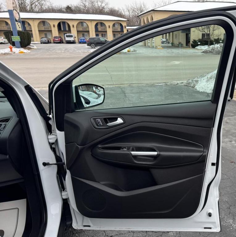 used 2015 Ford Escape car, priced at $8,495